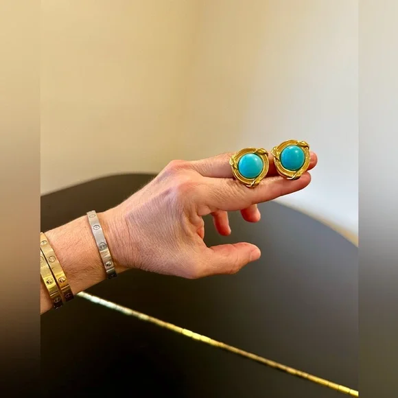 CHANEL 90’s VINTAGE RETRO ICONIC COUTURE LUXURY AUTHENTIC RUNWAY RARE EARRINGS - Picture 3 of 17